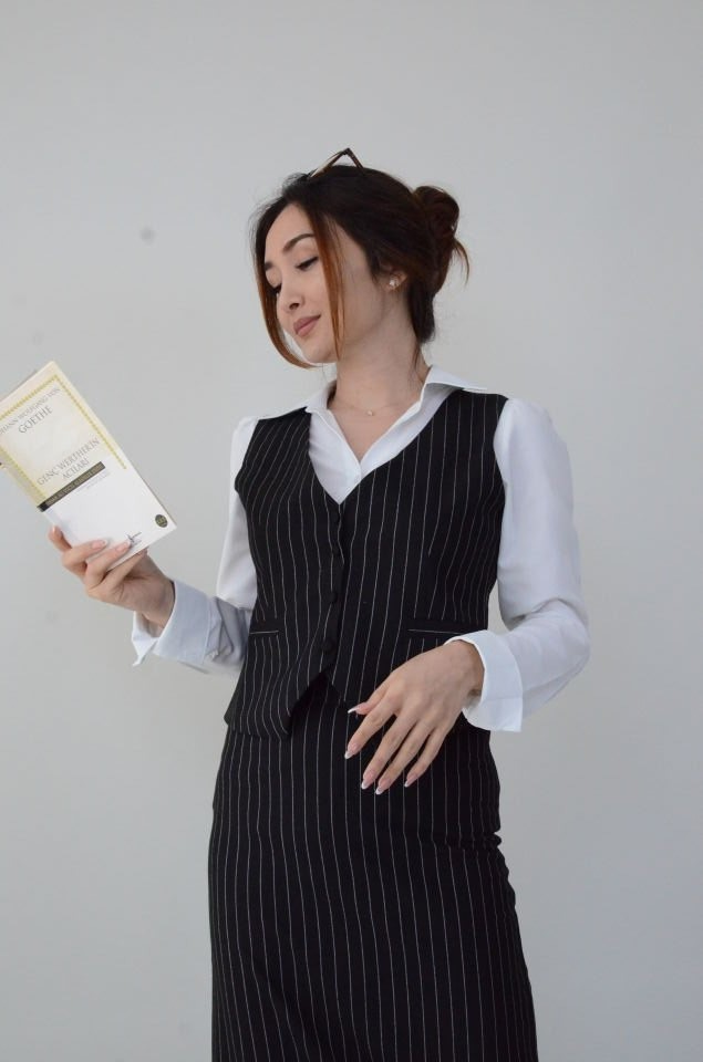 Klasik Siyah Çizgili Yelek