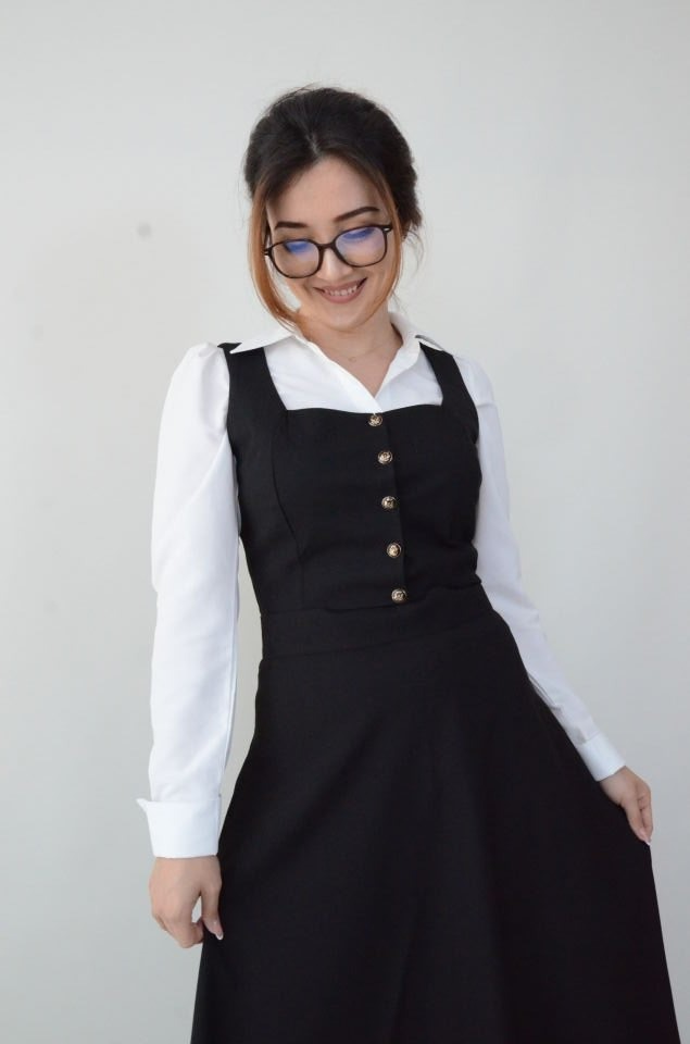 Fitted Düz Siyah Yelek